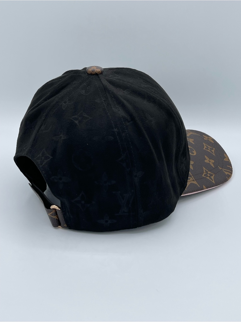 Louis Vuitton Black Crown with Brown Monogram Brim Baseball Cap - Picture 2 of 7